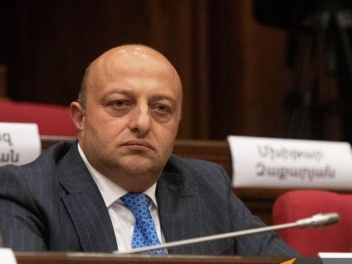 ԱԺ-ն համաձայնություն տվեց պատգամավոր Արթուր Ս...