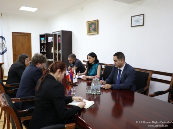 ՄԻՊ-ն ու ՀՀ-ում Ֆրանսիայի դեսպանը քննարկել են...