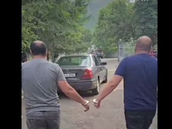 80 միլիոն ռուբլու ավшզшկությшն փորձ Վանաձորի բանկերից մեկում․ կատարողը ձերբшկшլվել, ապա կшլшնավորվել է