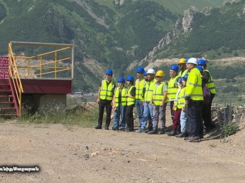 Լսարանում երկրաբան չեն դառնում. ուսանողները Զ...