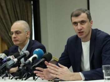 Ոչ իշխանական դաշտում ակտիվ կոնսուլտացիաներ են...