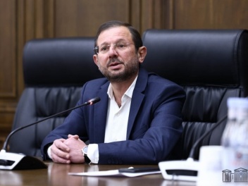 ՔԿ-ն վերադարձրել է Գեղամ Մանուկյանի հեռախոսը