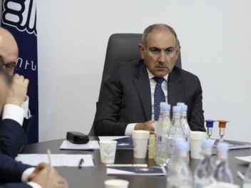 Փաշինյանը գտել է նախընտրական կարգախոսը․ «Հրապ...