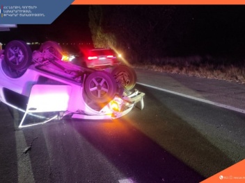 Երևան-Սևան ճանապարհին բախվել են «Mercedes-Ben...