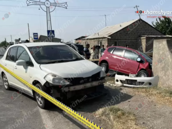 Արարատում բախվել են «Nissan Tiida»-ն ու «Honda»-ն
