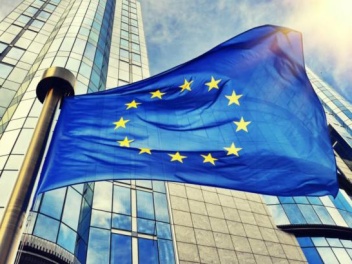 Нидерланды призвали ЕС частично приостановить...