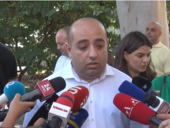 Գալստանյանի գործով ոստիկանների վարքագիծը դատա...