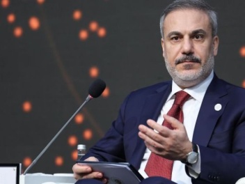Թուրքիայի արտգործնախարարը մեղադրվում է իր դիպլոմների կեղծման մեջ