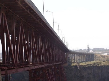 Քաղաքացին ցանկացել է նետվել Նոր Հաճնի կամրջից․ կանխվել է քաղաքացու ինքնասպանության փորձը