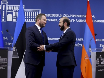 Արարատ Միրզոյանն Անկախության օրվա առթիվ շնորհ...