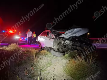 Շիրակում բախվել են «ՄԱԶ» բեռնատարը և «Toyota...