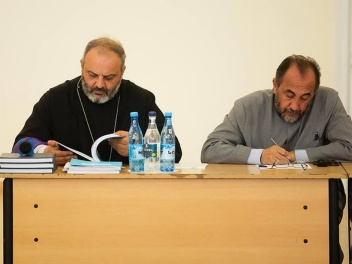 Մեր հավատացյալ ժողովրդի, Հայաստանյաց Առաքելական Եկեղեցու համար սրտաբեկիչ երևույթ է 2 բարձրաստիճան հոգևորականների ազատազրկումը ՀՀ դատական համակարգի կողմից․ հայտարարություն