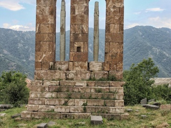 Քննարկվել է հուշարձանների նորոգման 3 նախագիծ