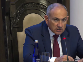 Շնորհավորում եմ բոլորիս. մենք դուրս ենք եկել...