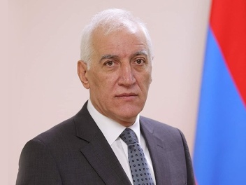 Վահագն Խաչատուրյանը շնորհավորական ուղերձ է հղ...