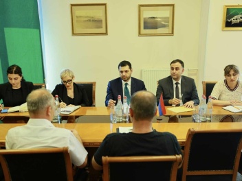 ՀՀ ՇՄ նախարարը Կովկասի բնության հիմնադրամի նե...