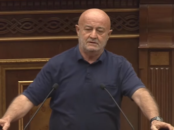 Էդմոն Մարուքյանը ավելի վատն է քան Նիկոլ Փաշինյանը․Հովիկ Աղազարյան