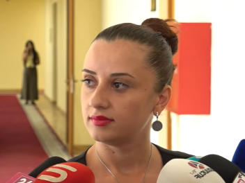 Հայաստանի իշխող կուսակցության պատգամավորը «Արևմտյան Ադրբեջանի բնակիչների» գրանցումը համարում է Բաքվի «ներքին գործ»