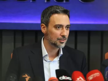 Խոսել անկախությունից, ինքնիշխանությունից, բայ...