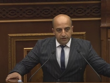 ԱԺ–ն նոր պատգամավոր ունի. նա երդվեց