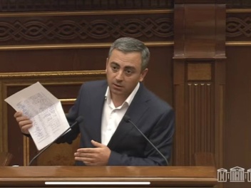 «Հայաստան» խմբակցությունը ստորագրություններ փ...
