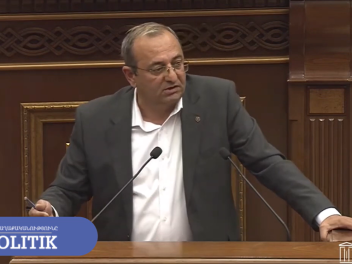 Սա խայտառակություն է, պետականությունը կործանելու ուղիղ ճանապարհ. Արծվիկ Մինասյան