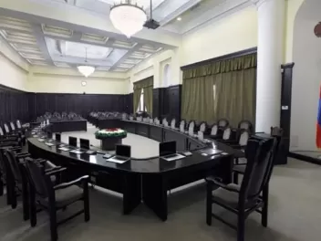 Երրորդ ժամկետի գայթակղությունը՝ վտանգ պետականության համար. «Փաստ»