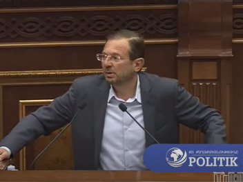 Վարժական հավաքների ներքո քաղաքական պատվերներով տասնյակ մարդիկ զորակոչվեցին․ Գեղամ Մանուկյան