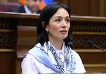 Առաջիկայում կլինեն հայցեր. ԿԳՄՍ նախարարը՝ Ծիծ...