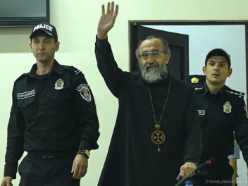 Փաշինյանը մեղադրանք է ներկայացրել Սրբազանին՝ բարձր քաղաքական վարկանիշից վախենալու պատճառով