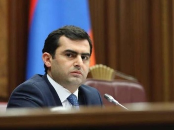 Հակոբ Արշակյանը շարքային ուսապարկ չէ․ «Հրապար...