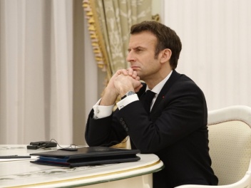 JDD: рейтинг одобрения Макрона опустился до р...