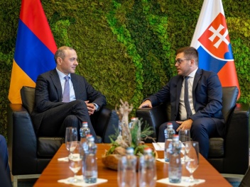 ՀՀ ԱԽ քարտուղարն ու Սլովակիայի Պաշտպանության...