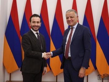 Հայկ Կոնջորյանն ու Վասիլիս Մարագոսը քննարկել...