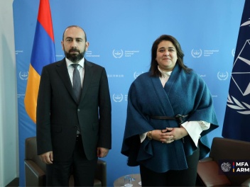 Արարատ Միրզոյանը Հաագայում քննարկել է համագործակցությունը ՄՔԴ Տուժածների հիմնադրամի հետ