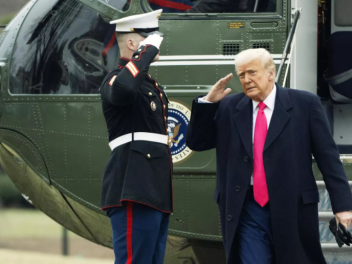 Վաշինգտոնում Թրամփի ուղղաթիռի վրա լազերային լապտեր են պահել