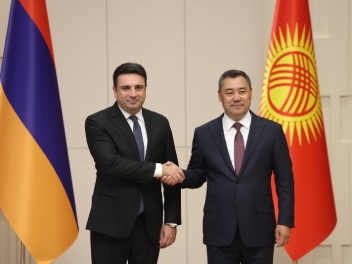 Ալեն Սիմոնյանը Ղրղզստանի նախագահի ուշադրությո...