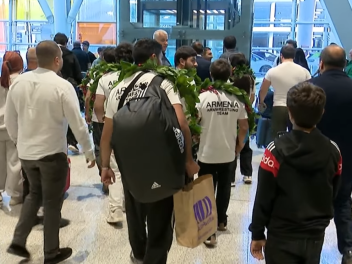 Բազկամարտիկների դիմավորումը՝ դափնիներով. Ոչ օլիմպիական մարզաձևերի միության հաղթարշավը շարունակվում է