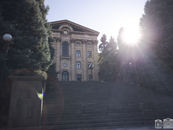 Ռուբինյանը և Նազարյանը շրջանառելու են նախագիծ զոհվածների հիշատակի օրվա սահմանման մասին