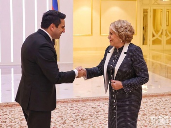 Վալենտինա Մատվիենկոն շնորհավորել է Ալեն Սիմոն...