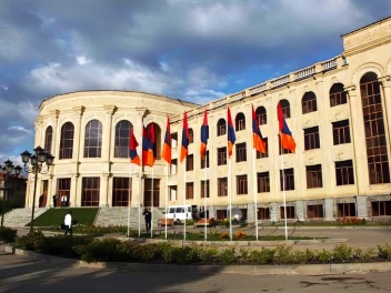 Գյումրու համայնքապետարանը՝ Հակակոռուպցիոն կոմ...
