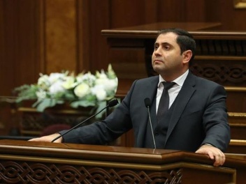 Ինչո՞ւ էր Սուրեն Պապիկյանն ԱԺ եկել. մանրամասն...