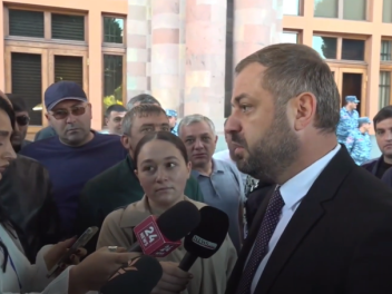 Ուղիղ ասում եմ ձեզ, ես էլ գիտեմ, որ 90 օրը մե...