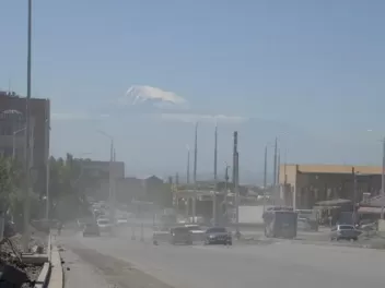 Կենտրոն և Արաբկիր համայնքներում փոշու պարունա...