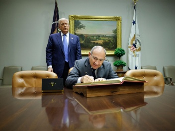 Մակրոնը շնորհավորել է Հայաստանի և Ադրբեջանի առաջնորդներին խաղաղության գործընթացում առաջընթացի կապակցությամբ