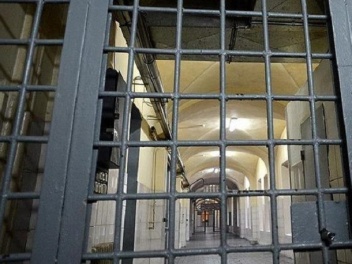 Խnւլիգանության համար հետախուզվողը հայտնաբերվել ու տեղափոխվել է ՔԿՀ