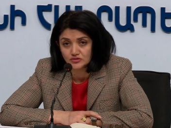 Փոխնախարար Նանուշյանի ձեռքից Ավանեսյանը վերցնում է ապահովագրության թեման․ «Ժողովուրդ»