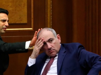 Ալեն Սիմոնյանը «ապտակել» է Նիկոլ Փաշինյանին