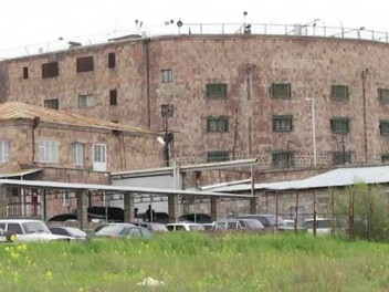Փարաքարի համայնքապետի սպանության գործով կալան...