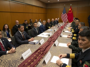 Հեգսեթը հանդիպել է Չինաստանի ՊՆ ղեկավարին